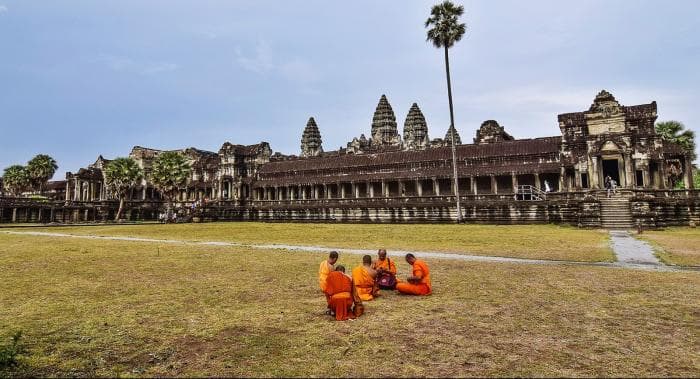 Kambodža kaotas kõik sisenemisnõuded