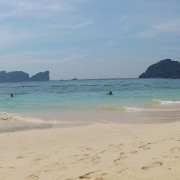 Long Beach, Phi Phi Don